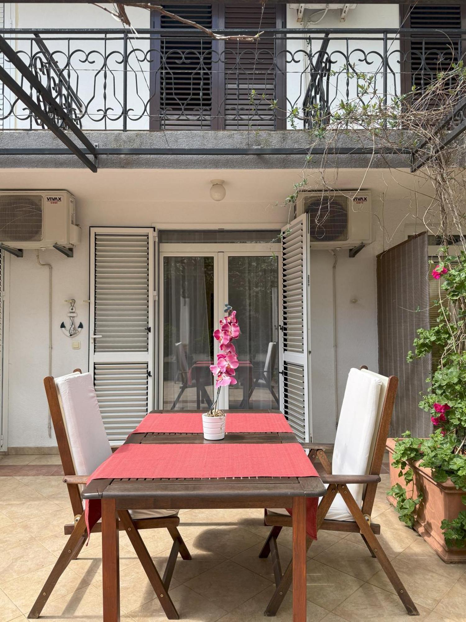 בודווה Splendid Luxury Apartments מראה חיצוני תמונה